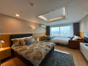 Oasis Hongdae City View
